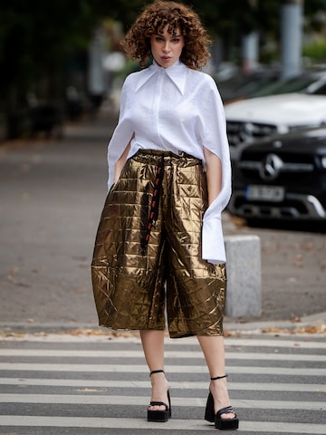 IUnique Regular Trousers 'Ballonique' in Gold: front