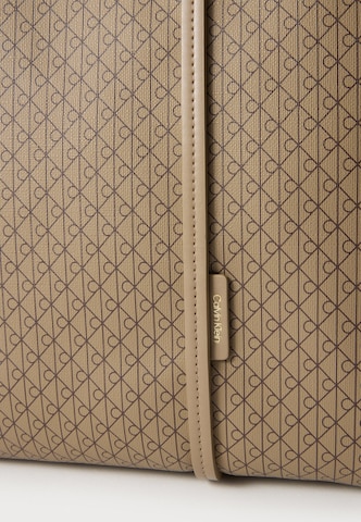 Shopper di Calvin Klein in grigio: frontale