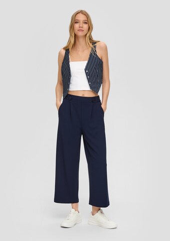 Wide leg Pantaloni con pieghe di QS in blu