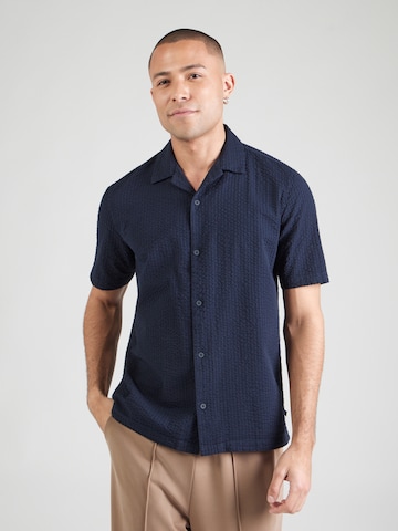 QS Comfort fit Button Up Shirt in Blue: front