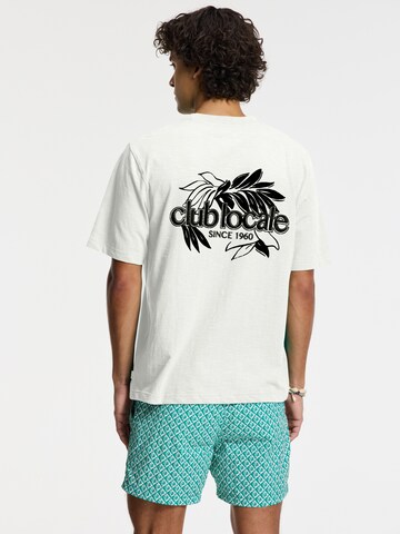 Tricou 'Finn Club Locale' de la Shiwi pe alb