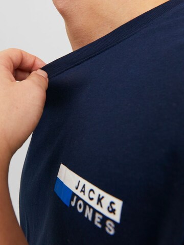 Tricou de la JACK & JONES pe albastru