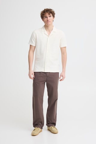 Casual Friday - Loosefit Pantalón chino ' CFBuchan ' en marrón