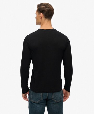 T-Shirt 'Essential' Superdry en noir