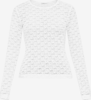 SASSYCLASSY Shirt in White: front