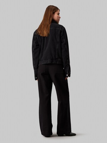 Loosefit Pantalon à pince Calvin Klein Jeans en noir