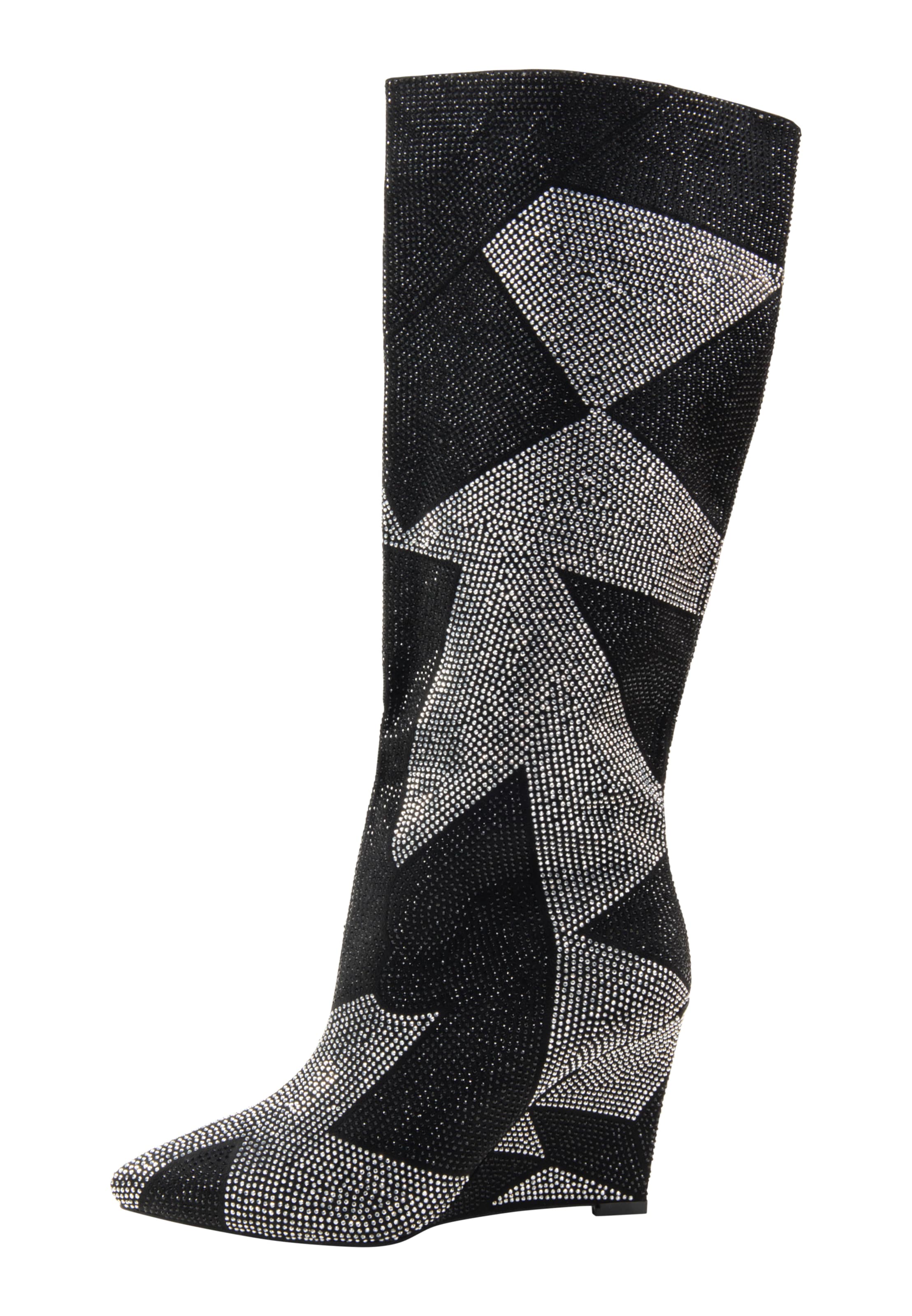 juoda faina Auliniai: priekis