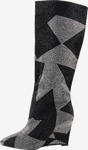 faina Saappaat värissä musta: etupuoli