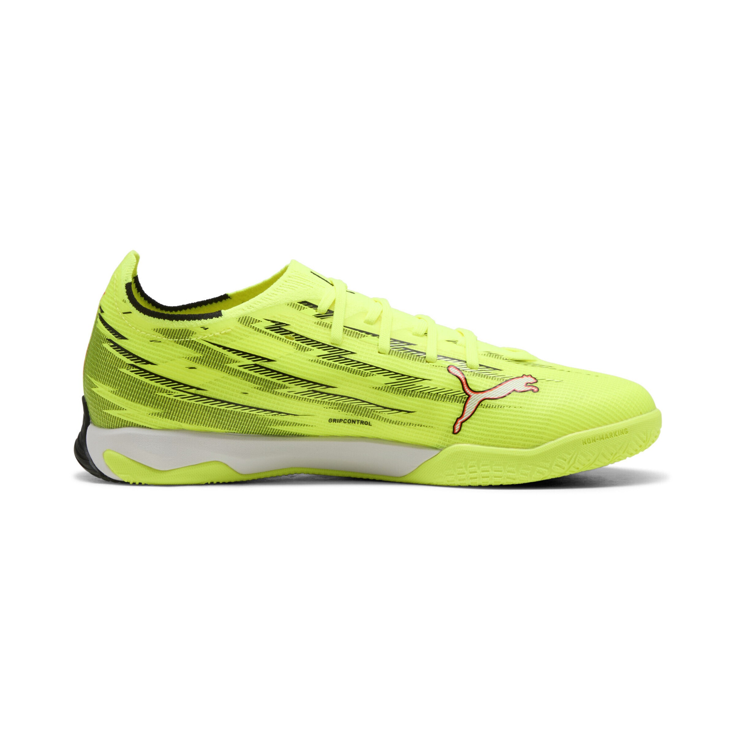 Chaussure de foot 'Ultra 6 Match' PUMA en jaune