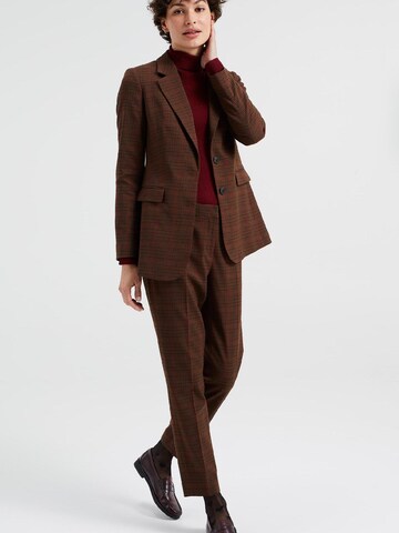 WE Fashion Slim fit Trousers with creases in Brown