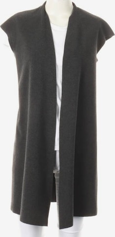 Harris Wharf London Vest in XS in Grey: front