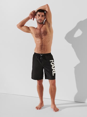 Karl Lagerfeld Uimahousut värissä musta