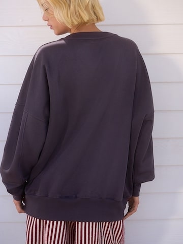 Next Sweatshirt 'Cherry Coke' in Grey