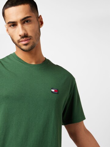 Tommy Jeans T-shirt 'Classic' i grön