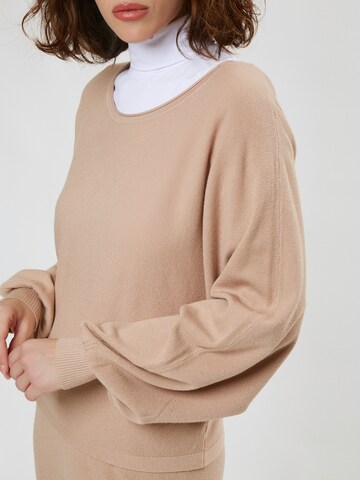 Influencer Sweater in Beige