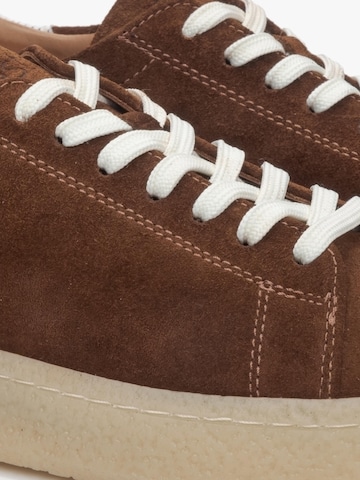 Estro Platform trainers '915819-3' in Brown