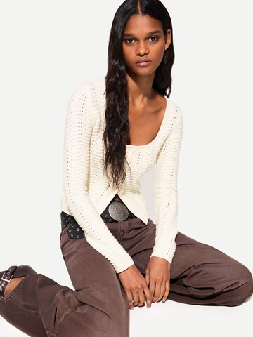 Cardigan Bershka en beige : devant
