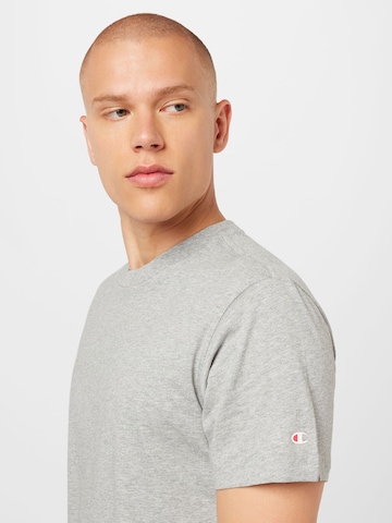 Champion Authentic Athletic Apparel T-Shirt in Grau
