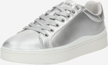 Sneaker bassa 'Bonny' di GUESS in argento: frontale