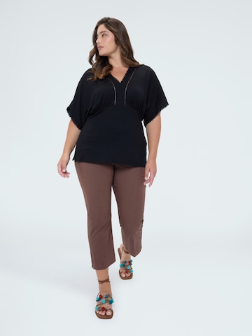 Fiorella Rubino Blouse in Zwart