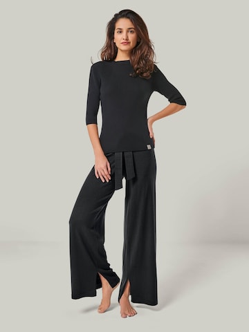 Pull-over 'PULLOVER DARIA - Kurzarm Pullover mit Stehkragen' YOU LOOK PERFECT en noir