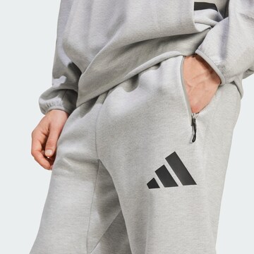 ADIDAS SPORTSWEAR Tapered Παντελόνι φόρμας 'Z.N.E.' σε γκρι