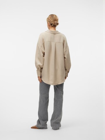 VERO MODA Blouse 'VMMELANEY QUEENY' in Grey