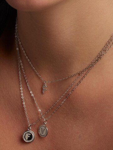 Collana 'Alphabet' di Luxenter in bianco