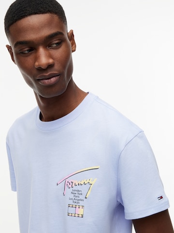 Tommy Jeans Тениска 'CITY SIGN' в синьо