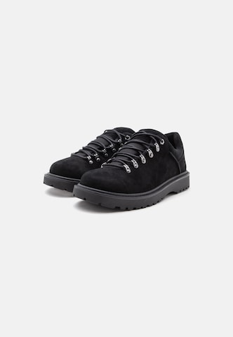 UGG Sneaker 'Birch Hiker' in Schwarz