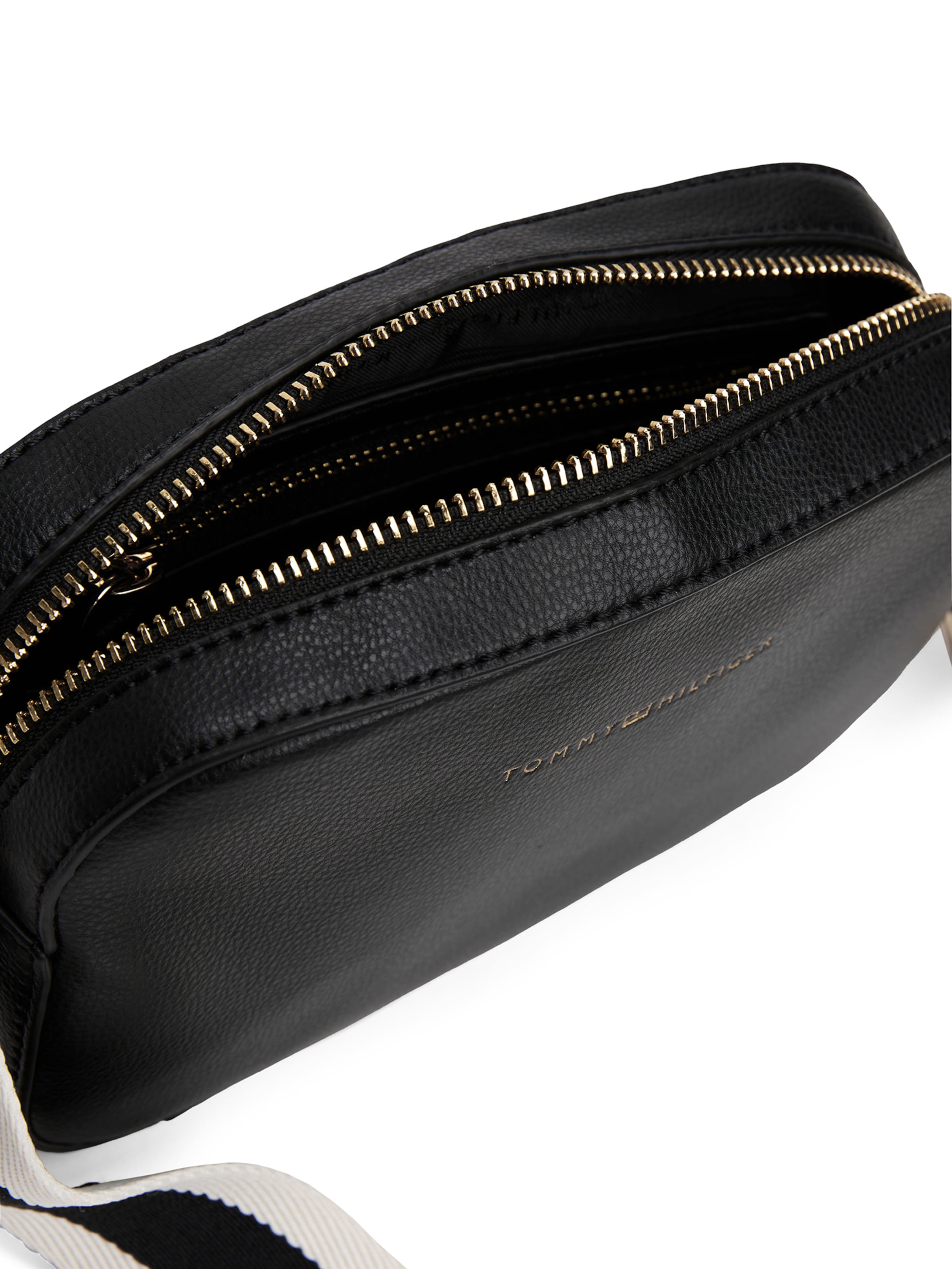 TOMMY HILFIGER Olkalaukku värissä musta