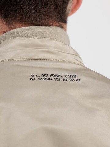 ALPHA INDUSTRIES Välikausitakki 'Falcon II' värissä beige