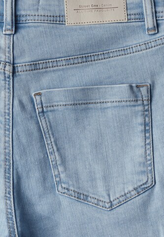 STREET ONE Slimfit Jeans in Blau