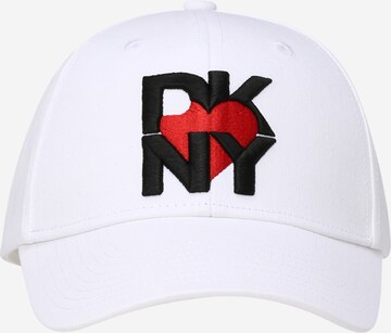 Șapcă de la DKNY pe alb