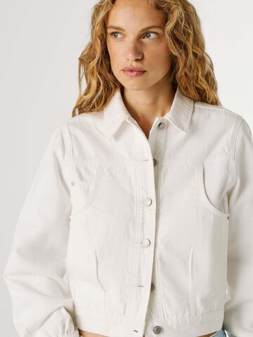 Pepe Jeans Between-season jacket 'MADELINE' in White