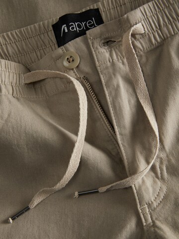 aprel Tapered Cargobroek in Grijs