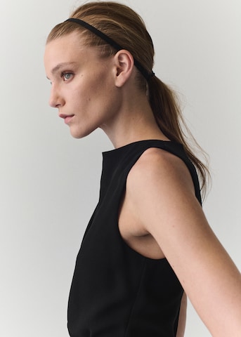 Tuta jumpsuit 'MIRTA' di MANGO in nero