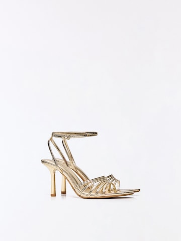 Bershka Remmisandaalit värissä kulta
