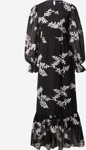 Robe Wallis en noir : devant