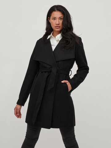 VILA Between-Seasons Coat 'Director Lus' in Black: front