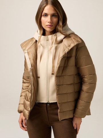 Giacca invernale di oltre in beige