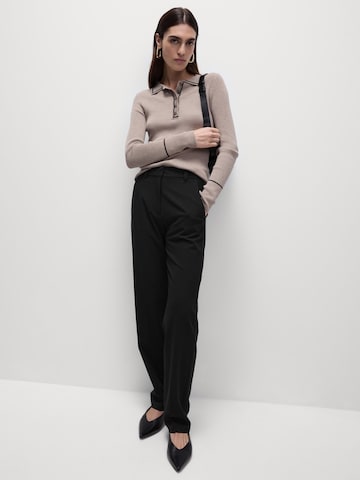 Regular Pantalon Marks & Spencer en noir : devant