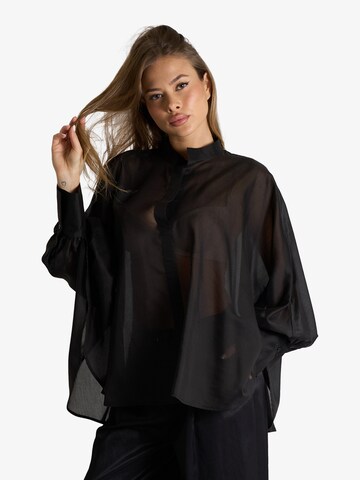 Jijil Bluse in Schwarz: Vorderseite