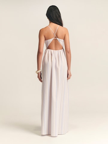 Robe 'Jacci' St MRLO en beige : derrière