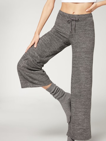 CALZEDONIA Wide leg Pants in Grey: front