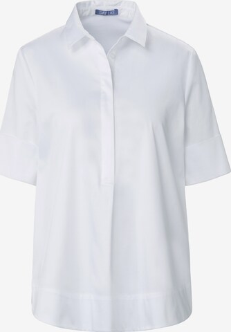 DAY.LIKE Blouse in White: front