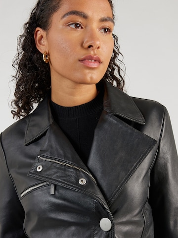 ARMANI EXCHANGE Jacke in Schwarz