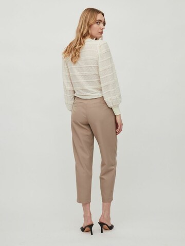 VILA Loose fit Pleat-Front Pants 'Petria' in Beige