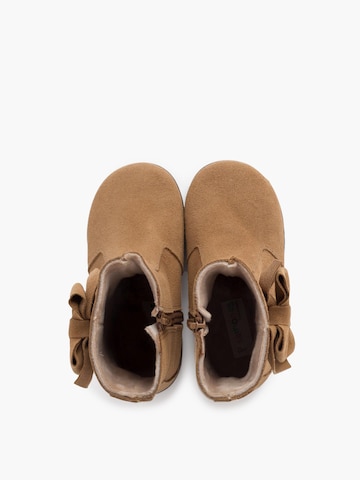 Pisamonas - Bota em castanho