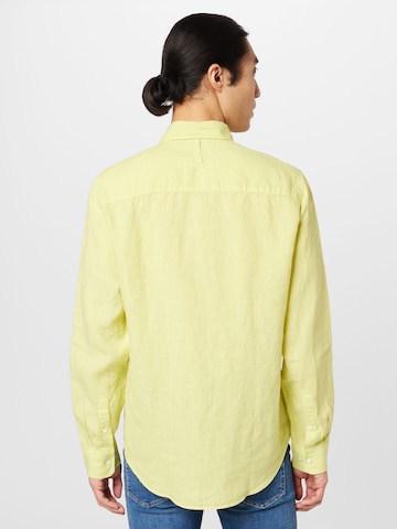 NN07 - Ajuste regular Camisa 'Arne' en amarillo